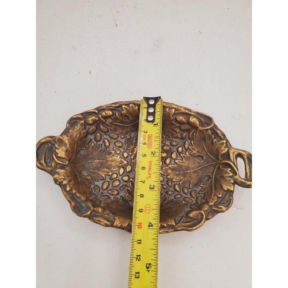 Vintage / BRASS SOAP DISH / Solid Brass Soap Holder Soap Dispenser Vintage - Picture 9 of 10